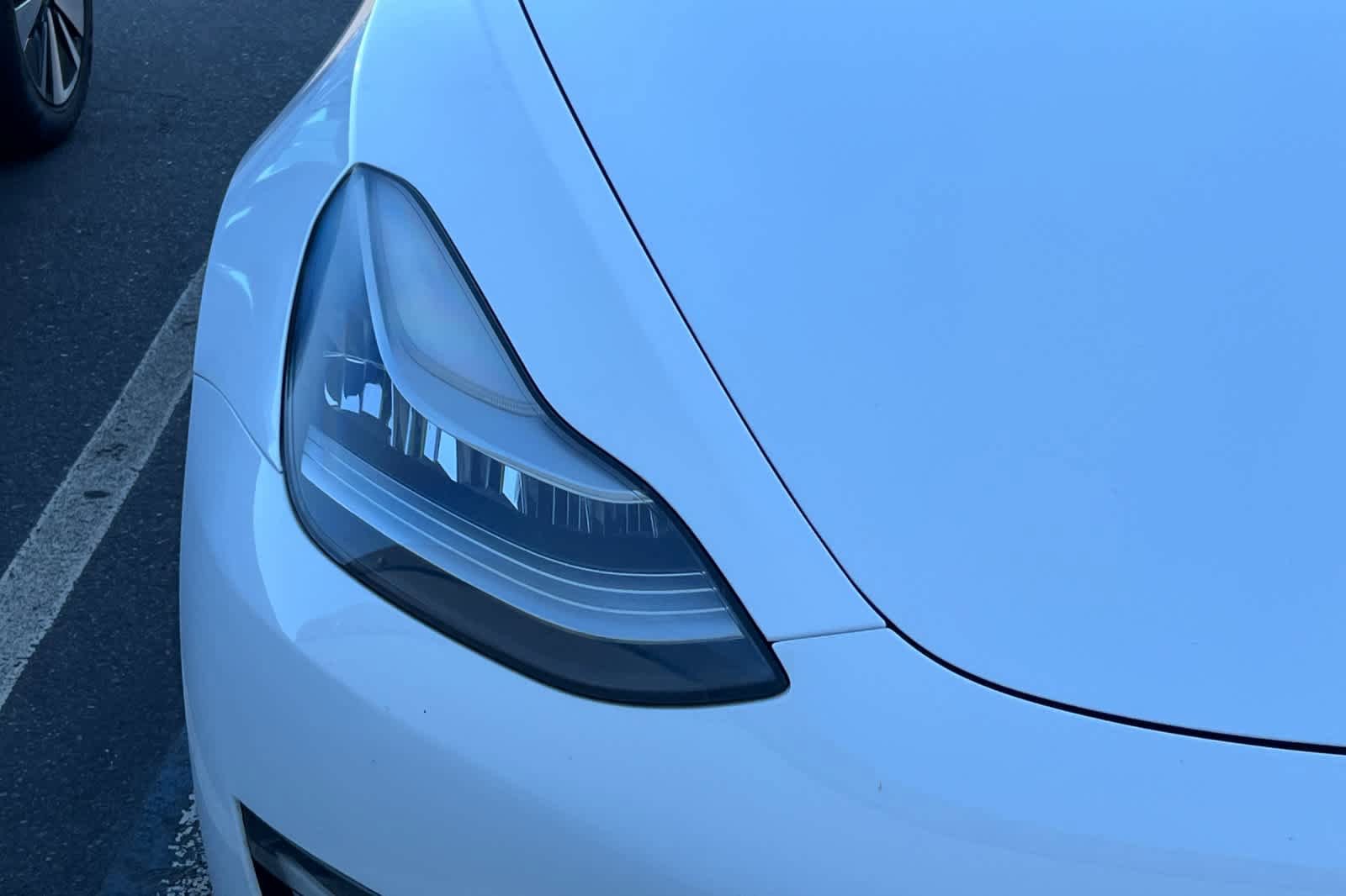 Used 2018 Tesla Model 3 Long Range RWD image 14