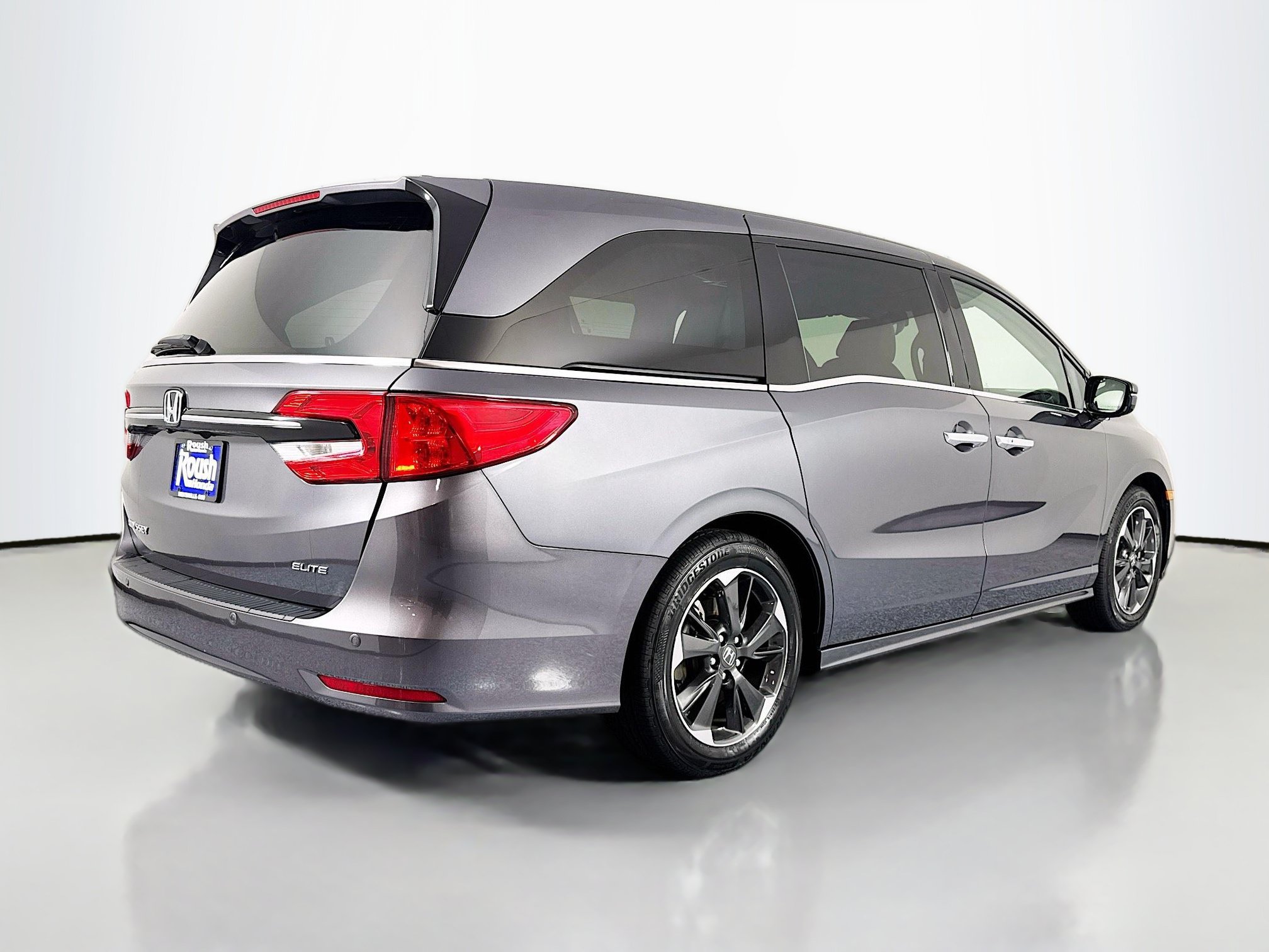 Certified 2024 Honda Odyssey Elite image 5