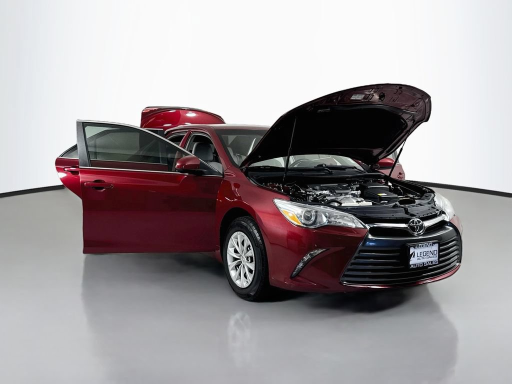 Used 2017 Toyota Camry LE FWD image 18