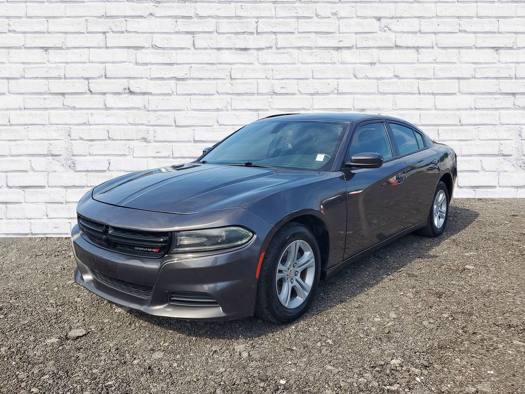 Used 2019 Dodge Charger SXT image 4