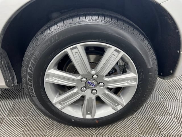 Used 2017 Volvo XC60 T5 Inscription w/ Preferred Option Package AWD/4WD image 10