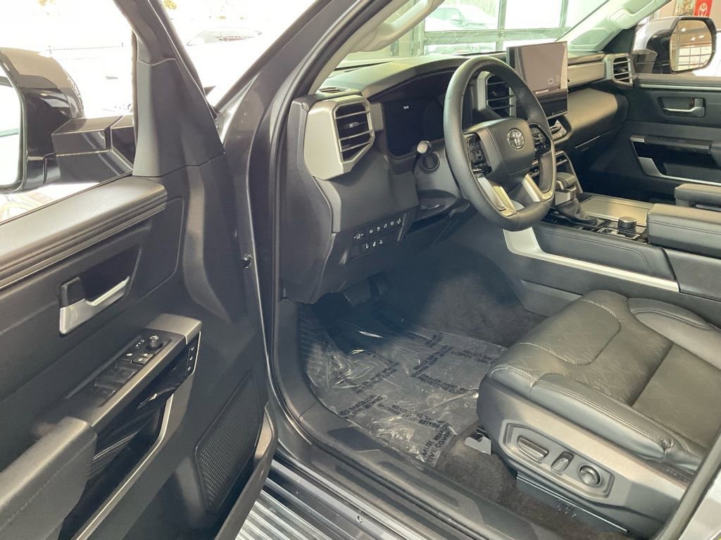 Certified 2024 Toyota Sequoia Limited w/ Tow Technology Package image 9