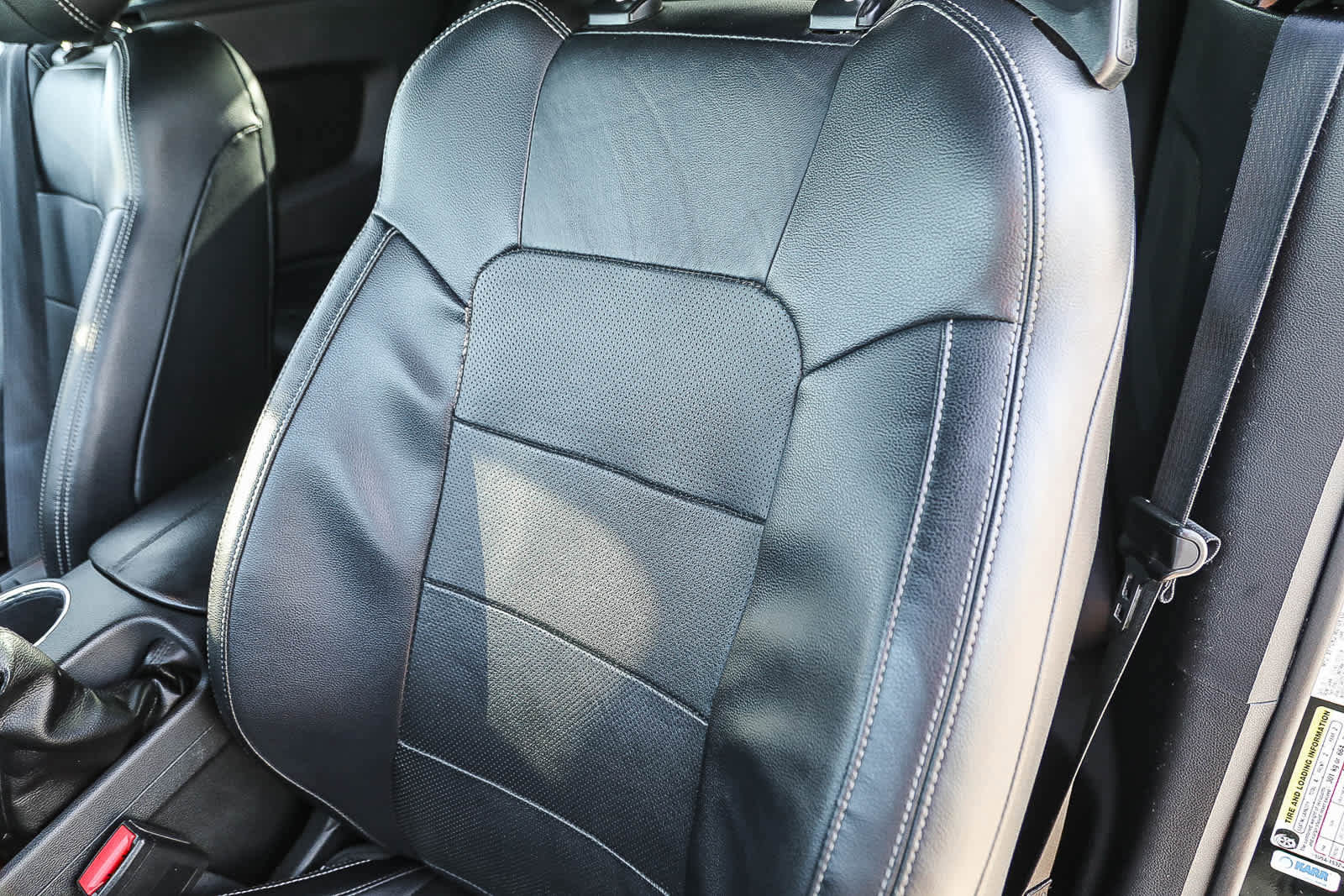 Used 2015 Ford Mustang GT Premium RWD image 23