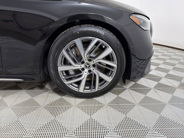 New 2026 Mercedes-Benz E 450 4MATIC Sedan image 9