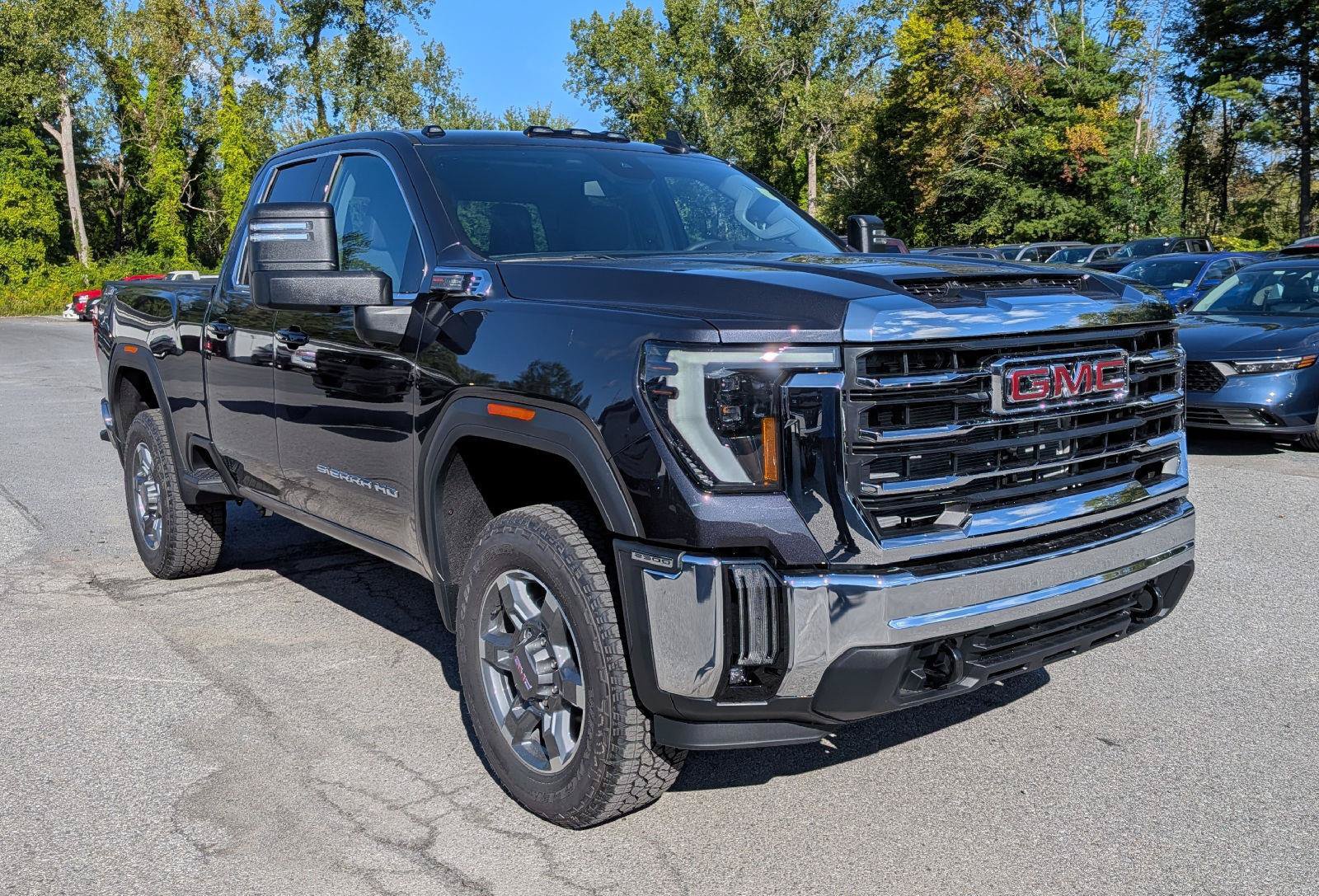 New 2026 GMC Sierra 2500 SLE w/ SLE Value Package; AWD/4WD image 4