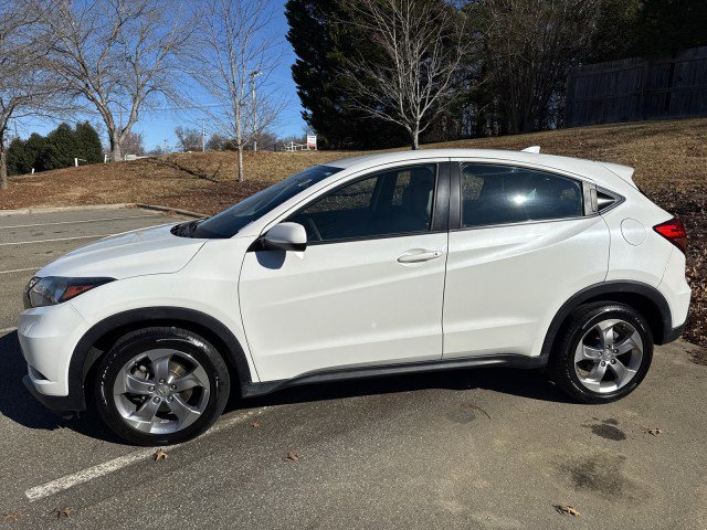 Used 2018 Honda HR-V LX image 4