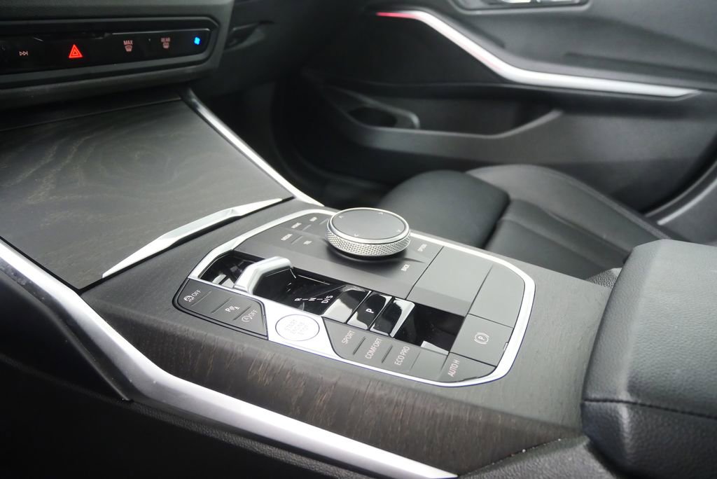 Used 2023 BMW 330i xDrive Sedan w/ Driving Assistance Package AWD/4WD image 22