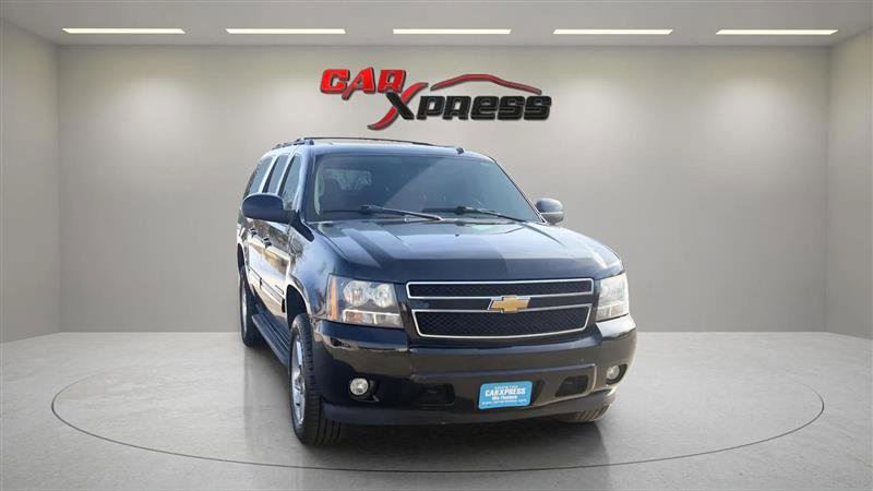 Used 2012 Chevrolet Suburban LT w/ Luxury Package image 5