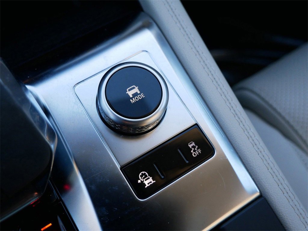 Used 2022 Jaguar F-PACE S image 23