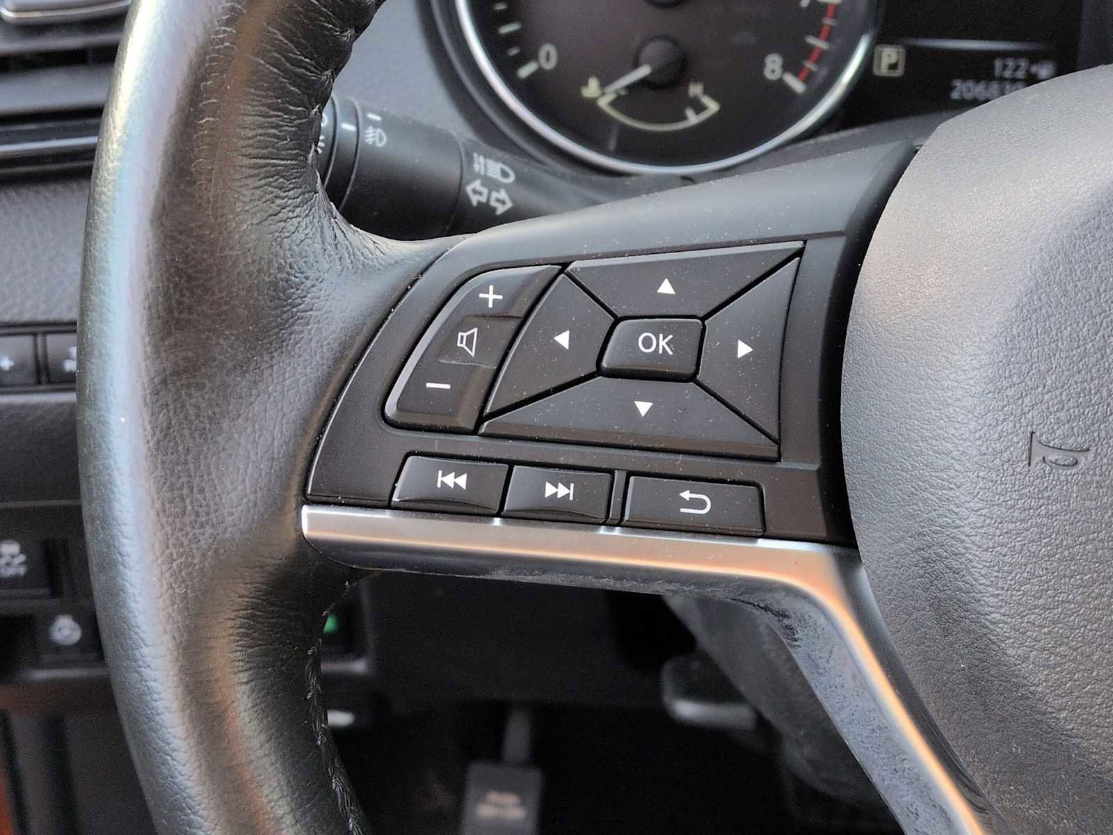 Used 2017 Nissan Rogue Sport SV w/ SV All-Weather Package image 22