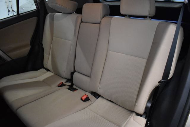 Used 2014 Toyota RAV4 XLE AWD/4WD image 7