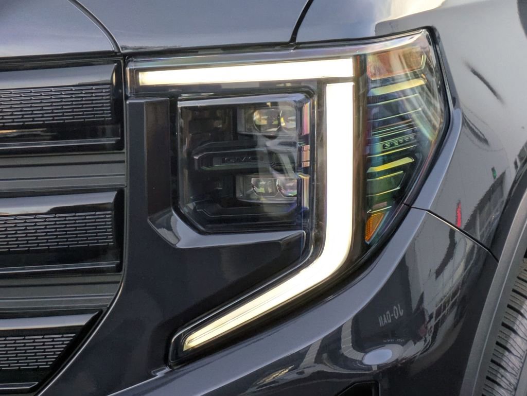 New 2026 GMC Sierra 1500 Elevation image 7