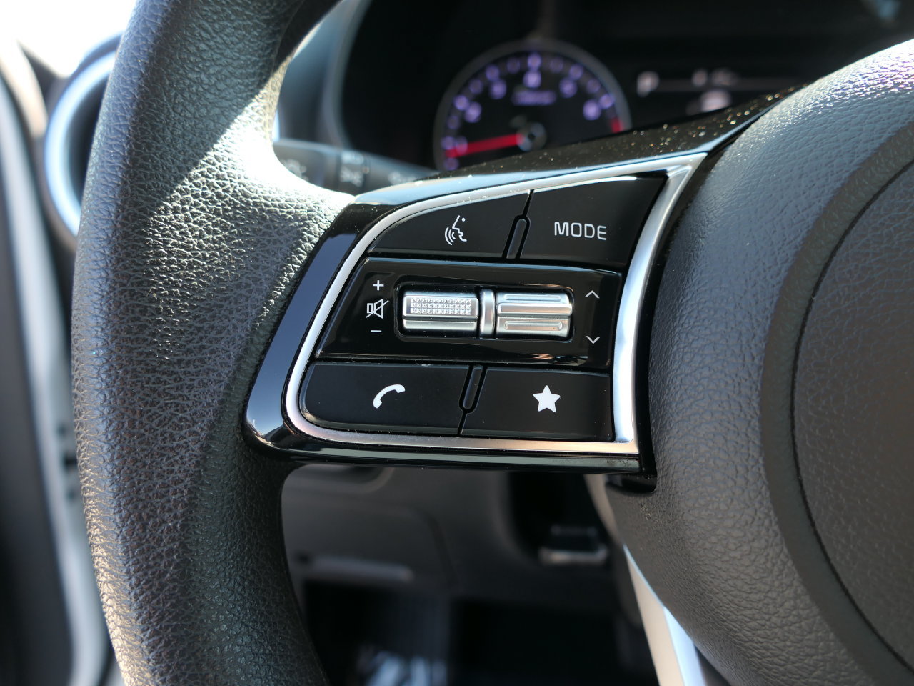 Certified 2023 Kia Forte LXS FWD image 15