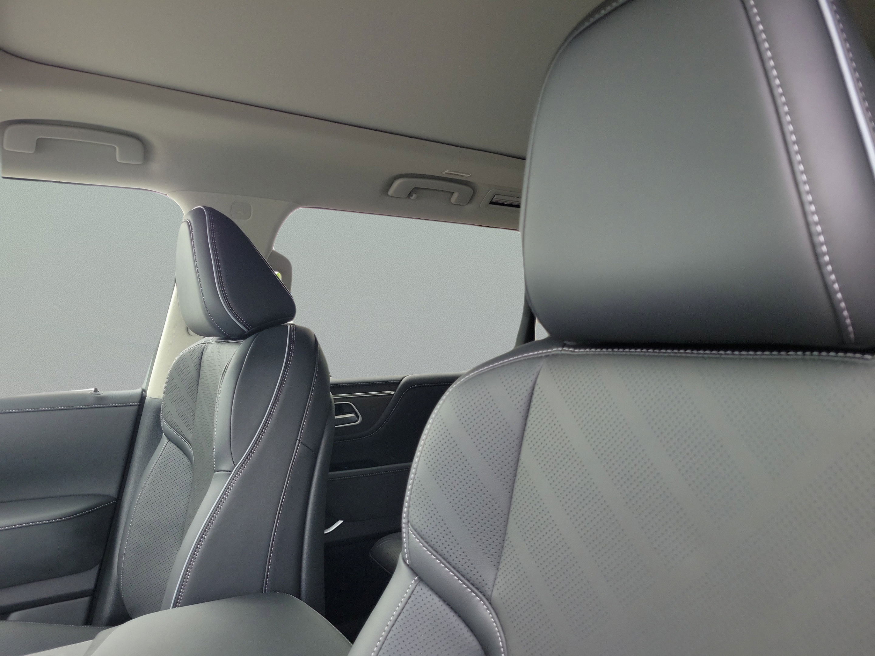 Used 2026 INFINITI QX80 Luxe w/ Cargo Package AWD/4WD image 22