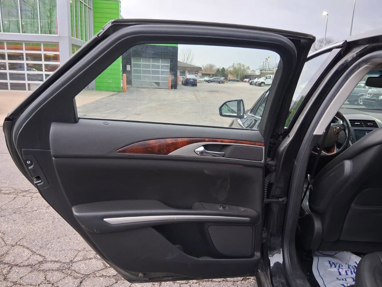 Used 2013 Lincoln MKZ image 11