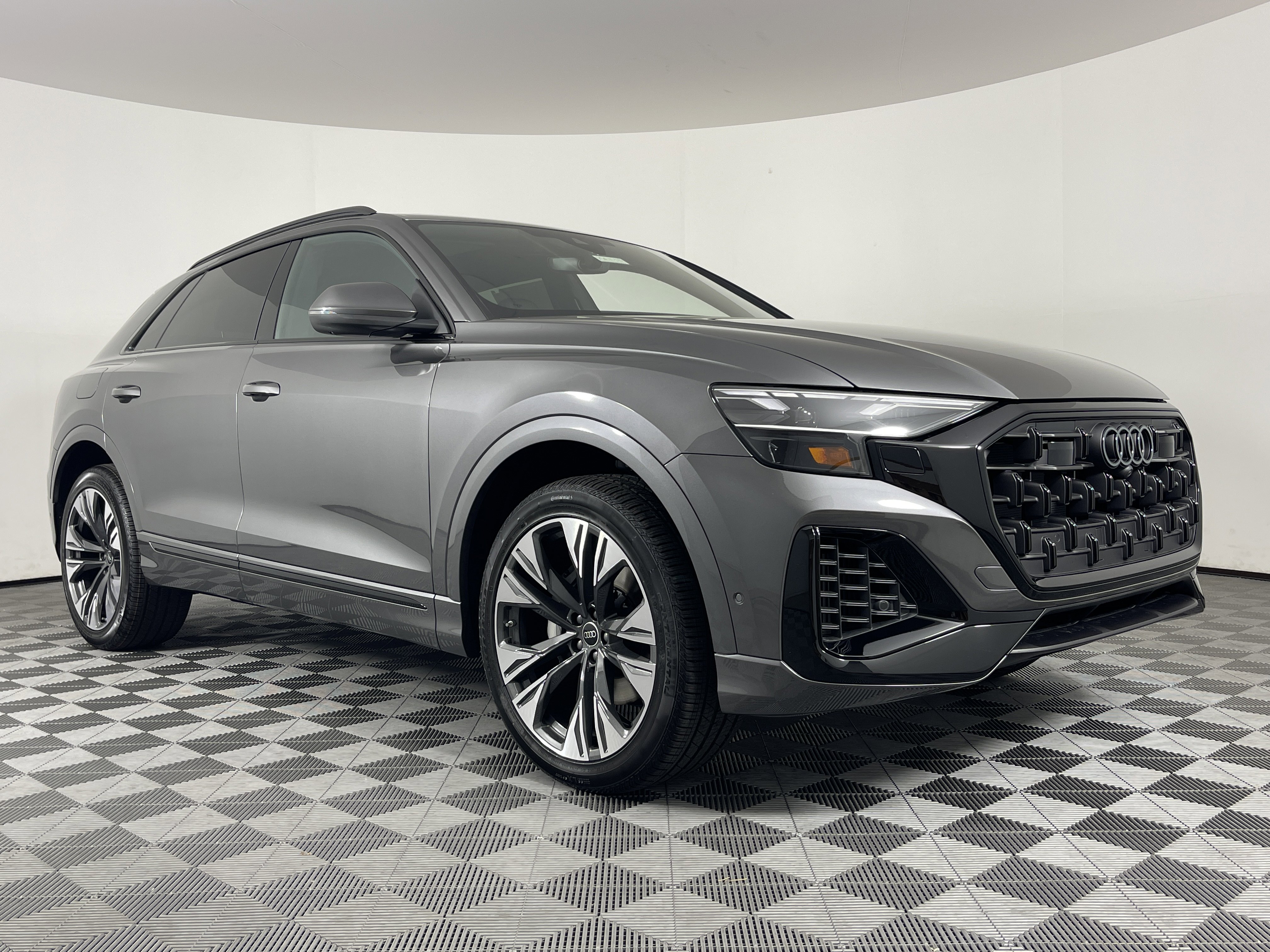 New 2025 Audi Q8 Premium Plus image 22