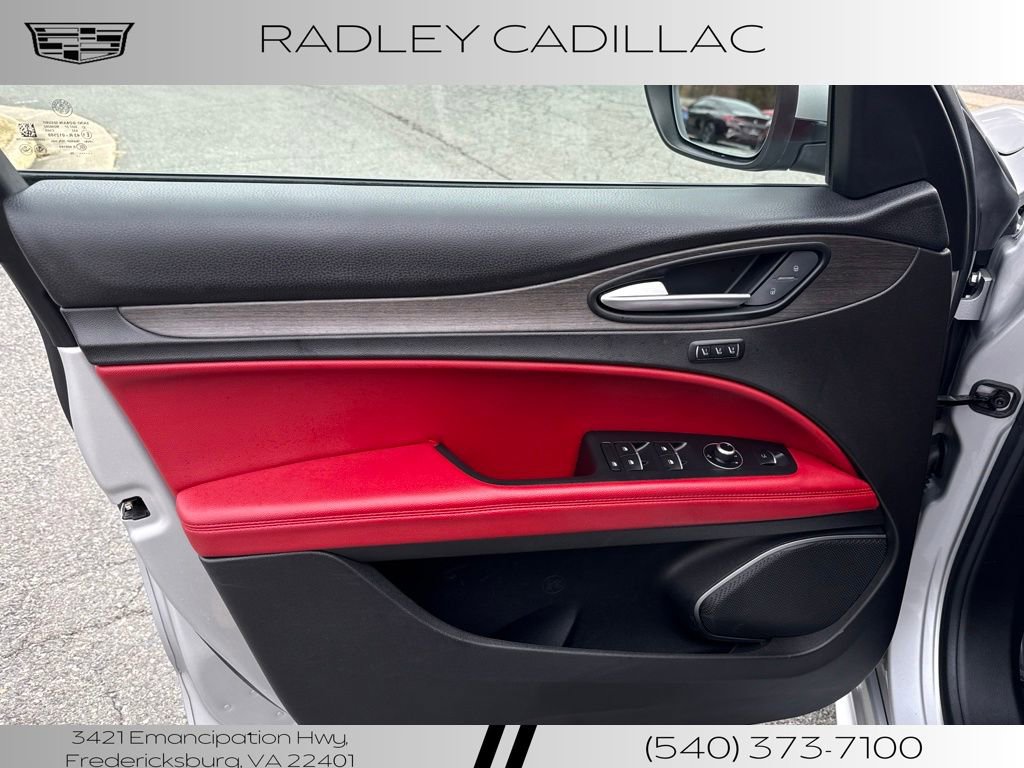 Used 2020 Alfa Romeo Stelvio Ti w/ Active Blind Spot Package image 12