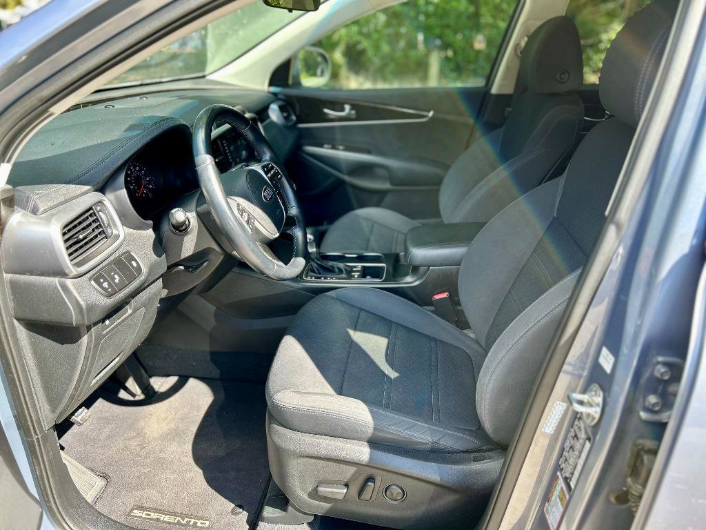 Used 2020 Kia Sorento S image 15
