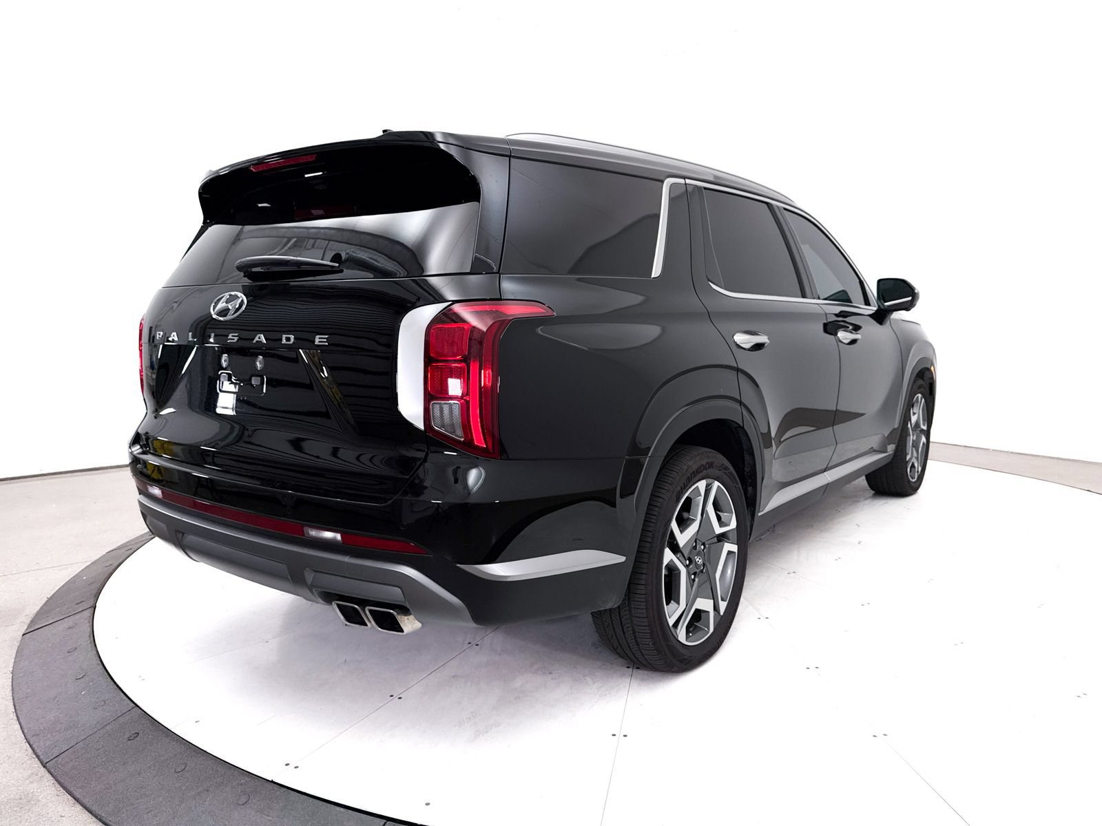 Used 2025 Hyundai Palisade SEL FWD image 20