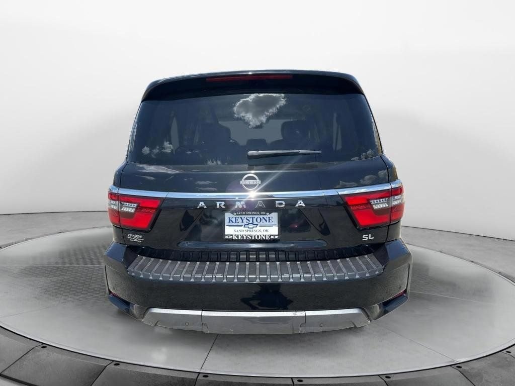 Used 2023 Nissan Armada SL w/ Captain's Chairs Package RWD image 4