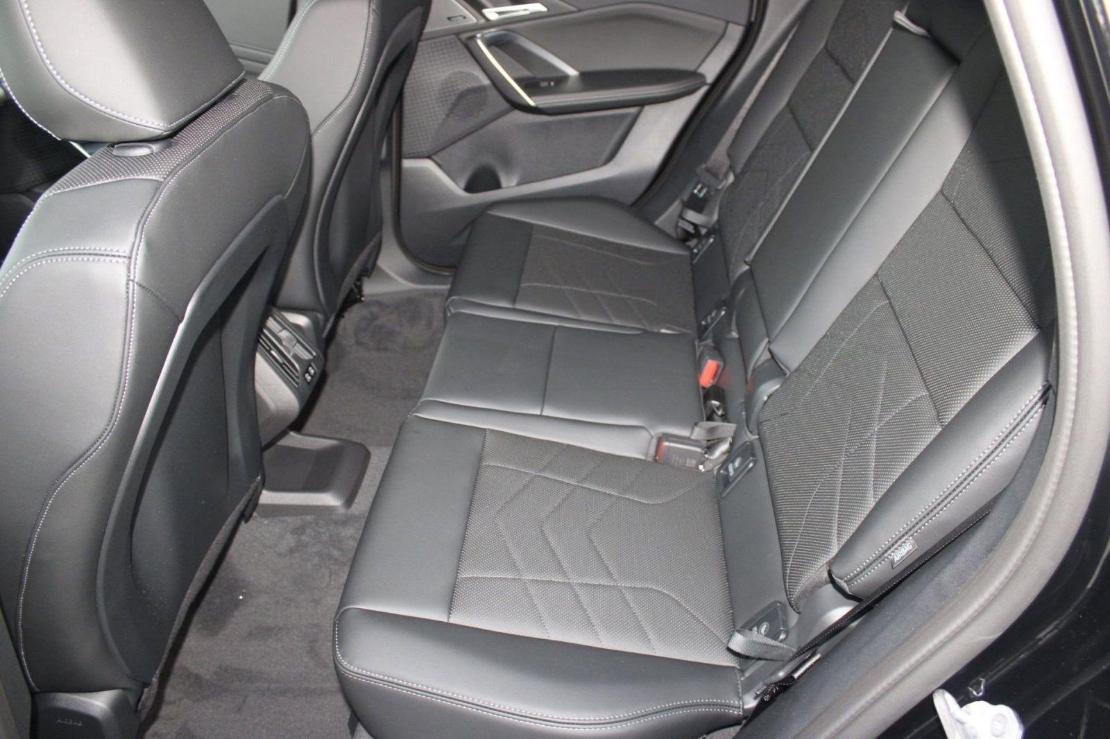 Used 2026 BMW X1 xDrive28i w/ Technology Package AWD/4WD image 15
