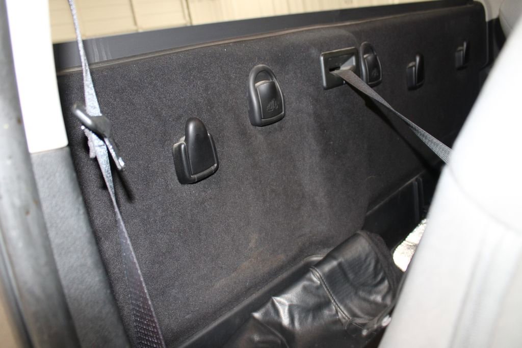 Used 2015 RAM 1500 Express RWD image 30
