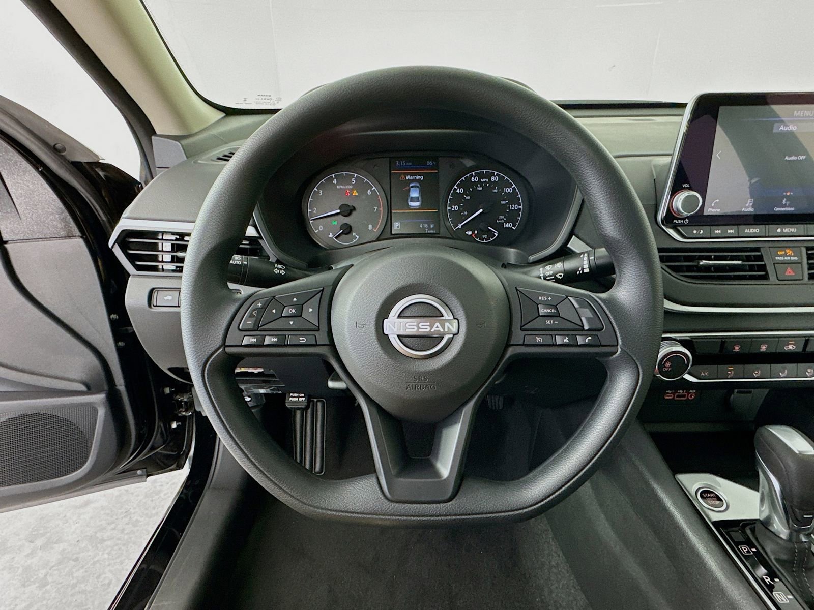 Used 2025 Nissan Altima 2.5 S FWD image 11