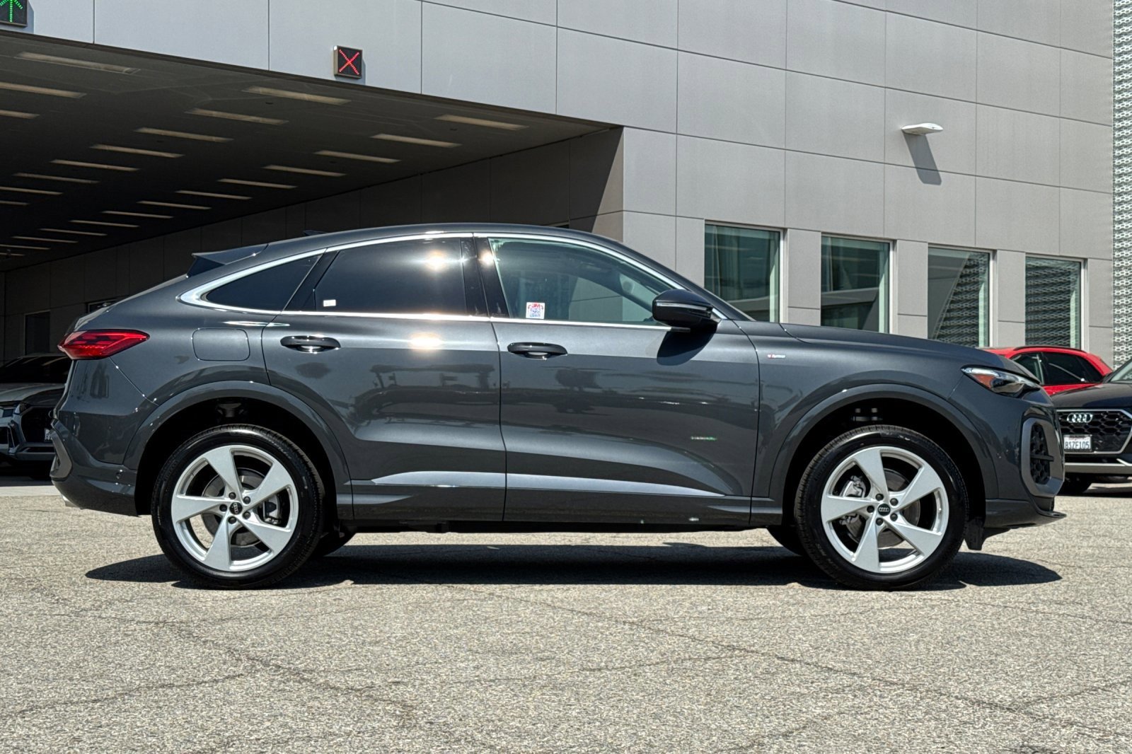 New 2025 Audi Q5 Premium Plus image 3