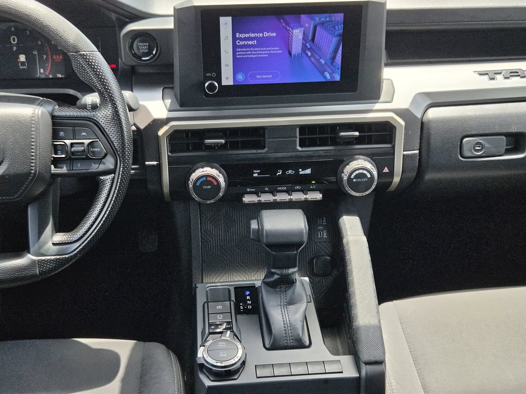 Used 2025 Toyota Tacoma SR5 AWD/4WD image 16