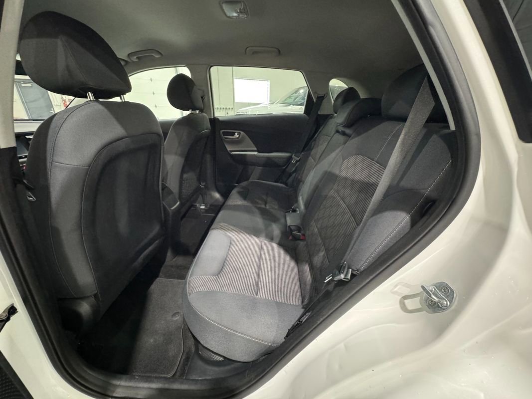 Used 2019 Kia Niro LX image 26