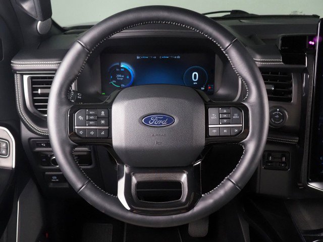 Used 2024 Ford F150 Lightning Platinum AWD/4WD image 18
