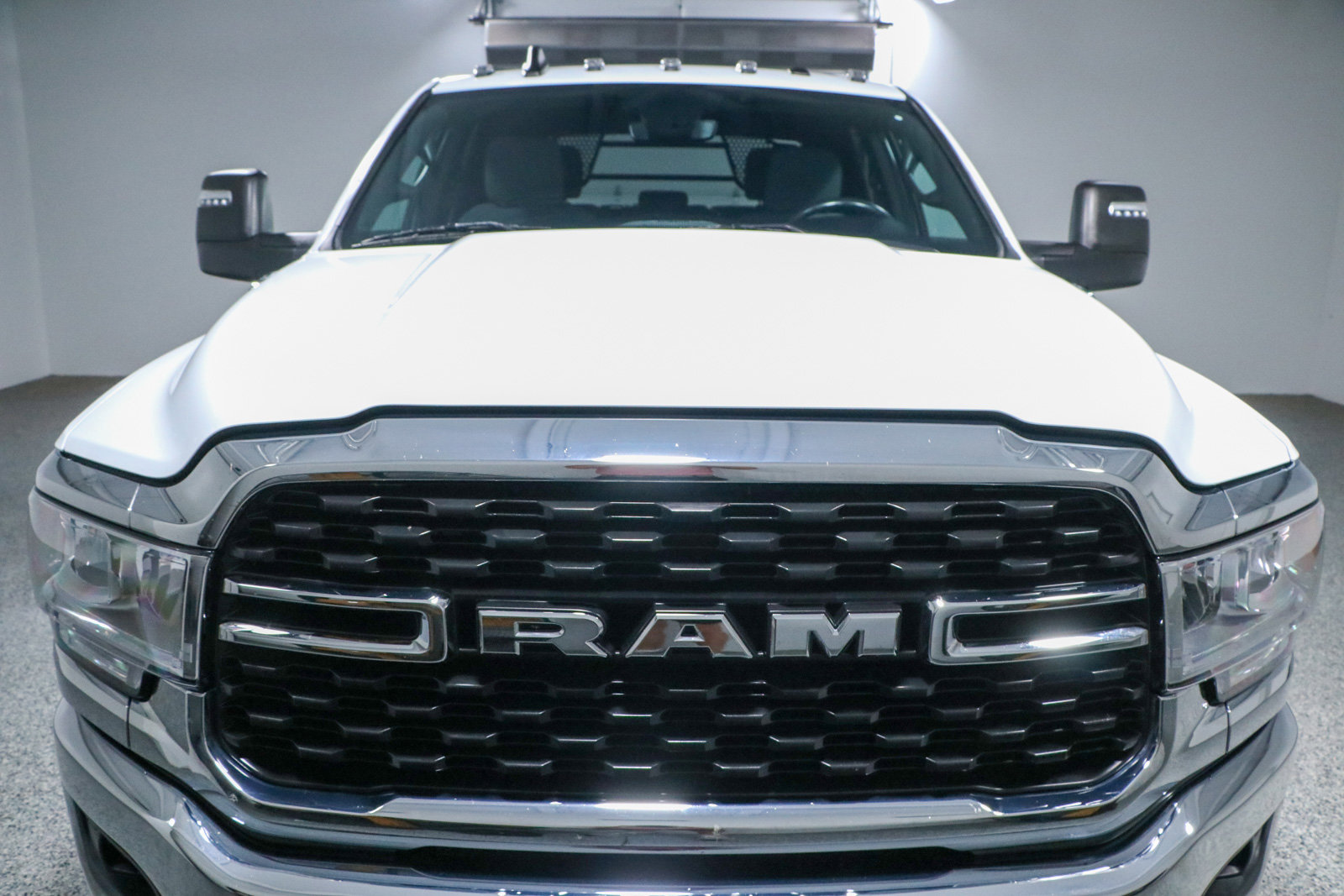 Used 2024 RAM 3500 Big Horn image 5