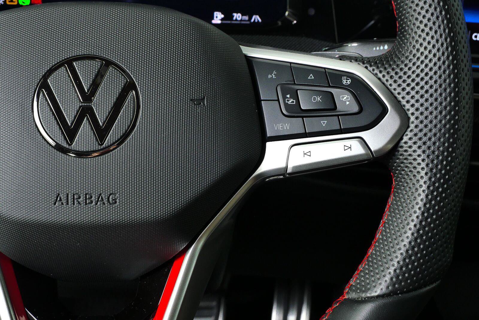 Certified 2026 Volkswagen GTI S FWD image 14