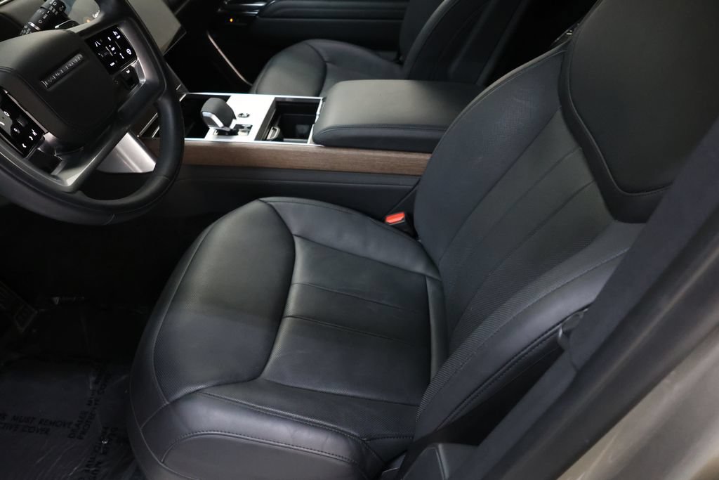 Used 2025 Land Rover Range Rover Long Wheelbase SE AWD/4WD image 78