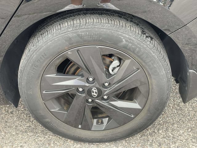Used 2023 Hyundai Elantra SEL FWD image 7