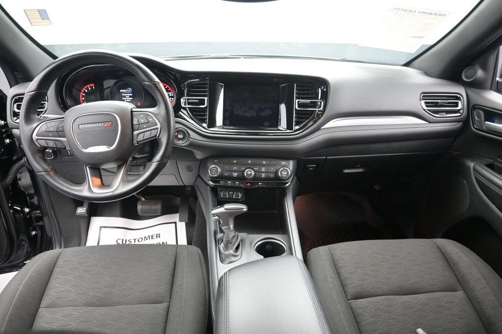 Used 2024 Dodge Durango SXT w/ 3rd Row Seating Group RWD image 17