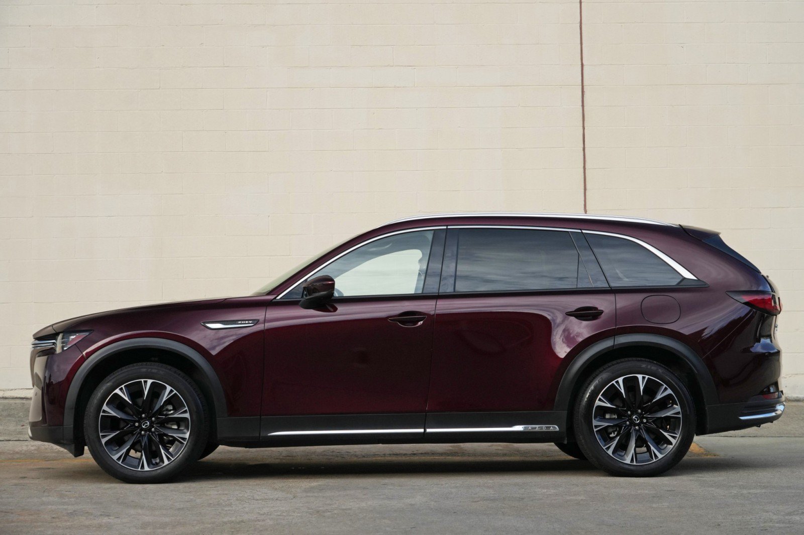 Used 2024 MAZDA CX-90 Plug-In Hybrid w/ Premium Plus AWD/4WD image 9