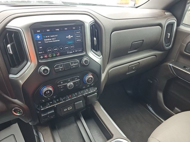 Used 2021 Chevrolet Silverado 1500 LTZ w/ LTZ Convenience Package II AWD/4WD image 12