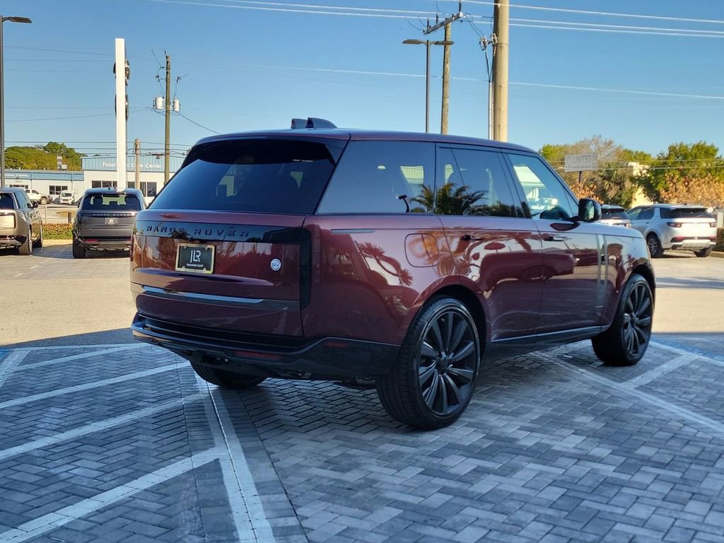 New 2026 Land Rover Range Rover SV image 5