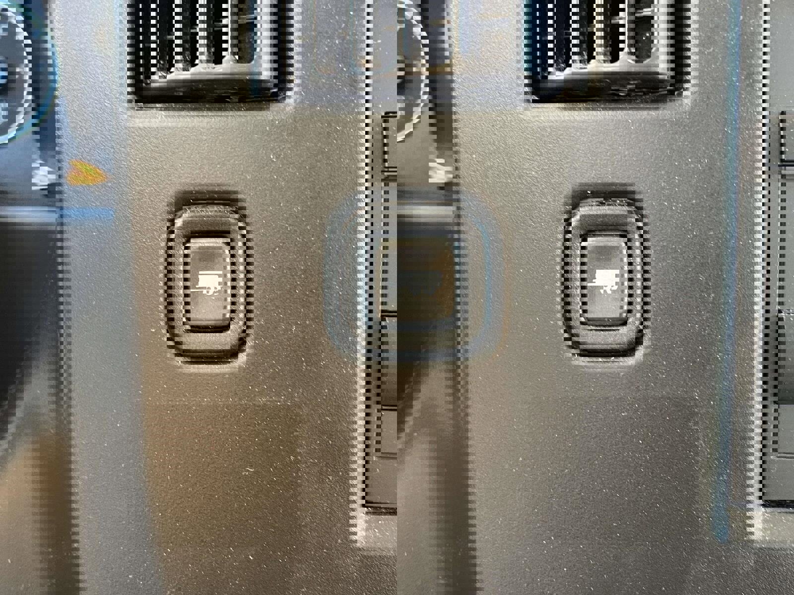 Used 2024 Chevrolet Express 2500 w/ Driver Convenience Package image 23