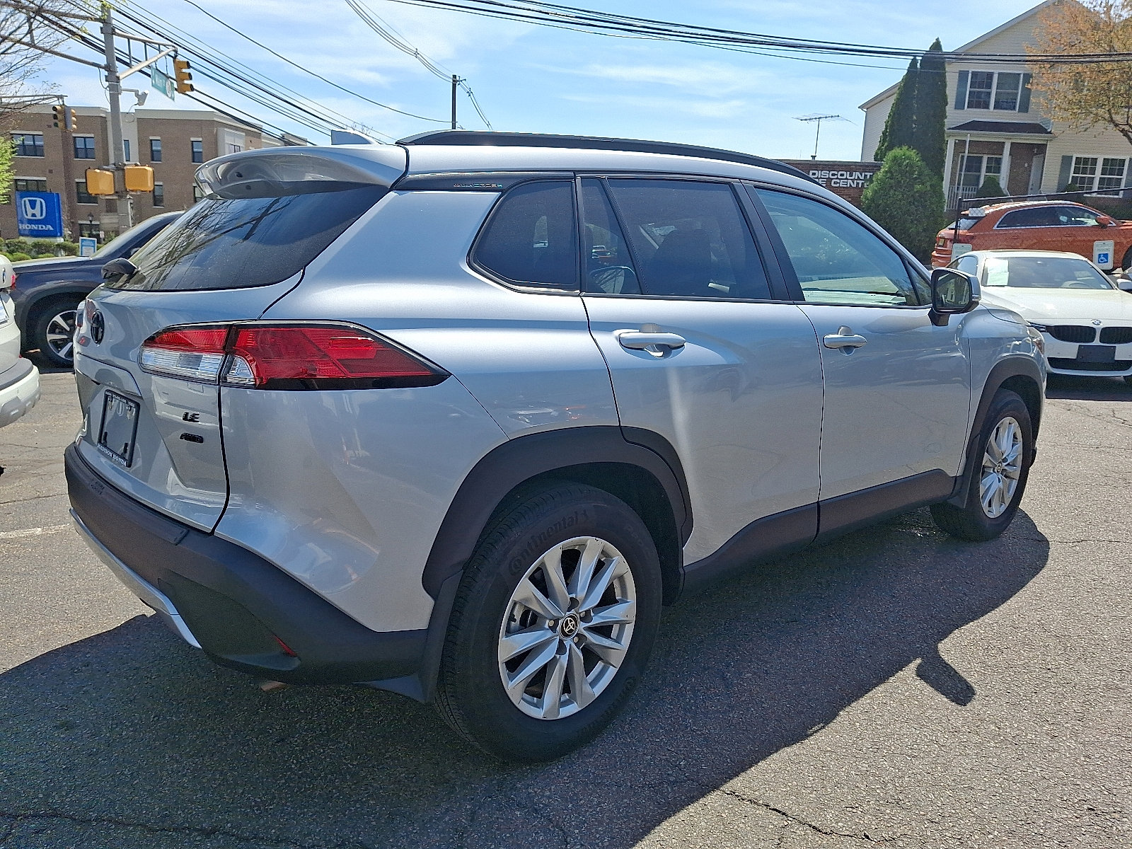 Used 2024 Toyota Corolla Cross LE w/ Moonroof Package AWD/4WD image 7