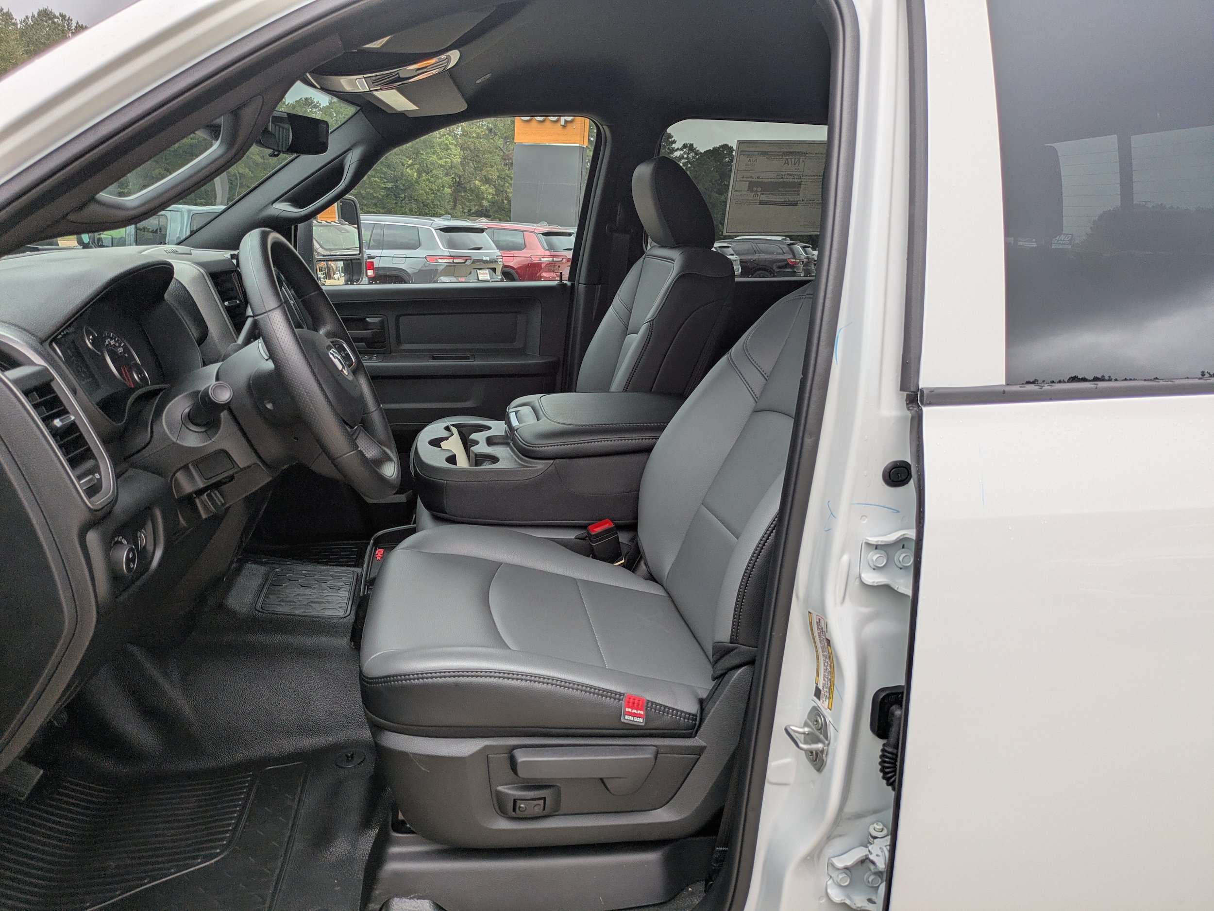 New 2026 RAM 4500 Tradesman AWD/4WD image 4