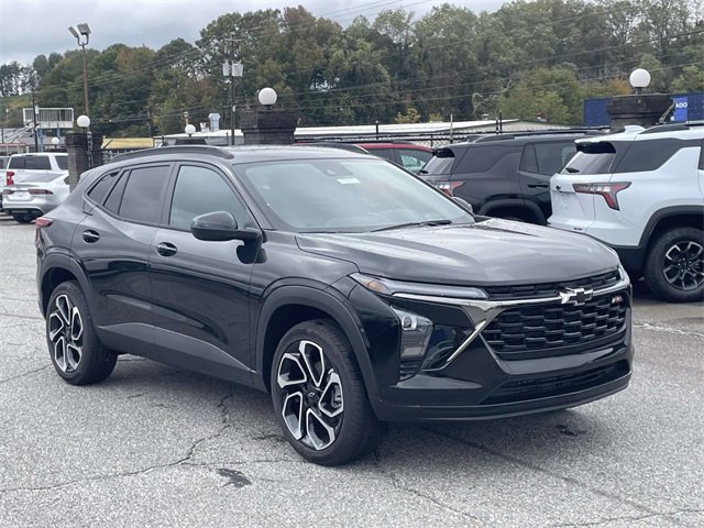 New 2026 Chevrolet Trax RS w/ Sunroof Package