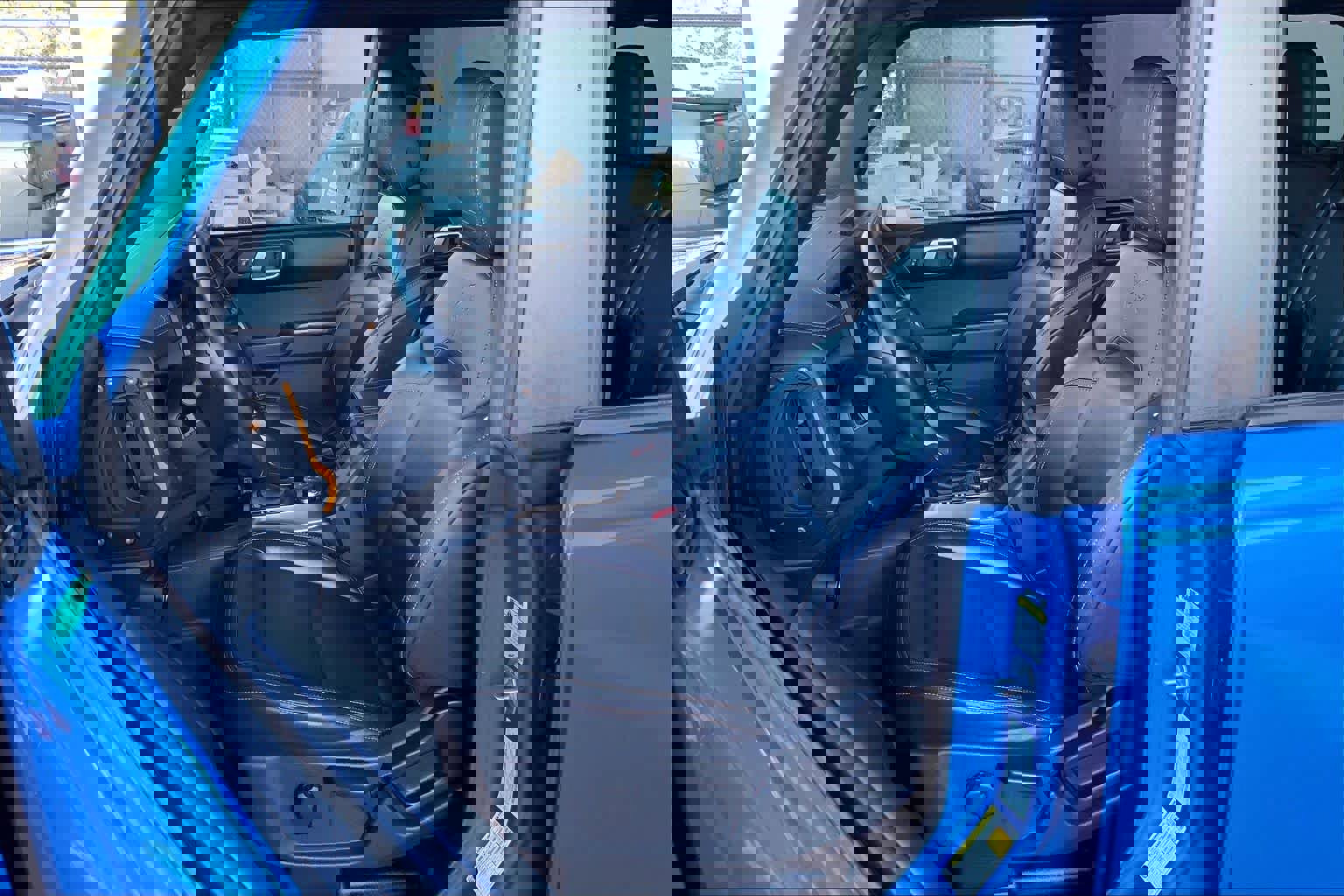 Used 2024 Ford Bronco Badlands image 8