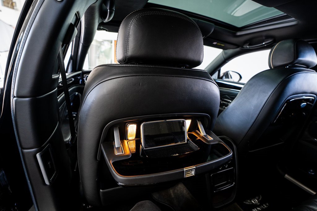 Used 2015 Bentley Flying Spur V8 image 54