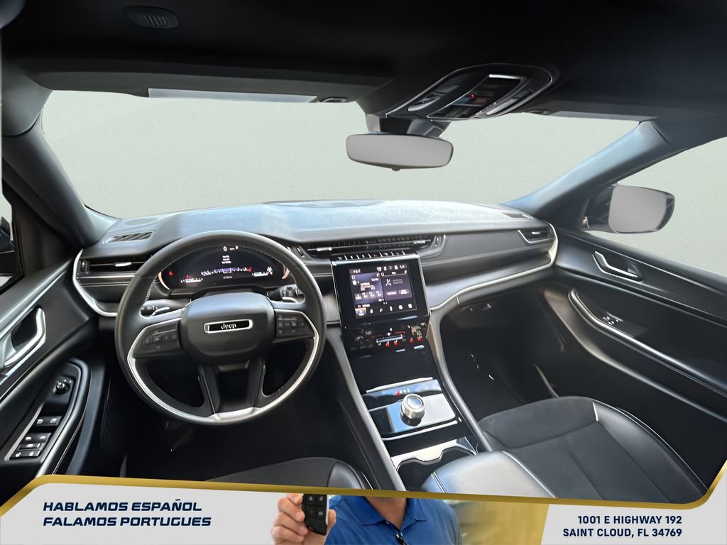 Used 2023 Jeep Grand Cherokee L Laredo image 22