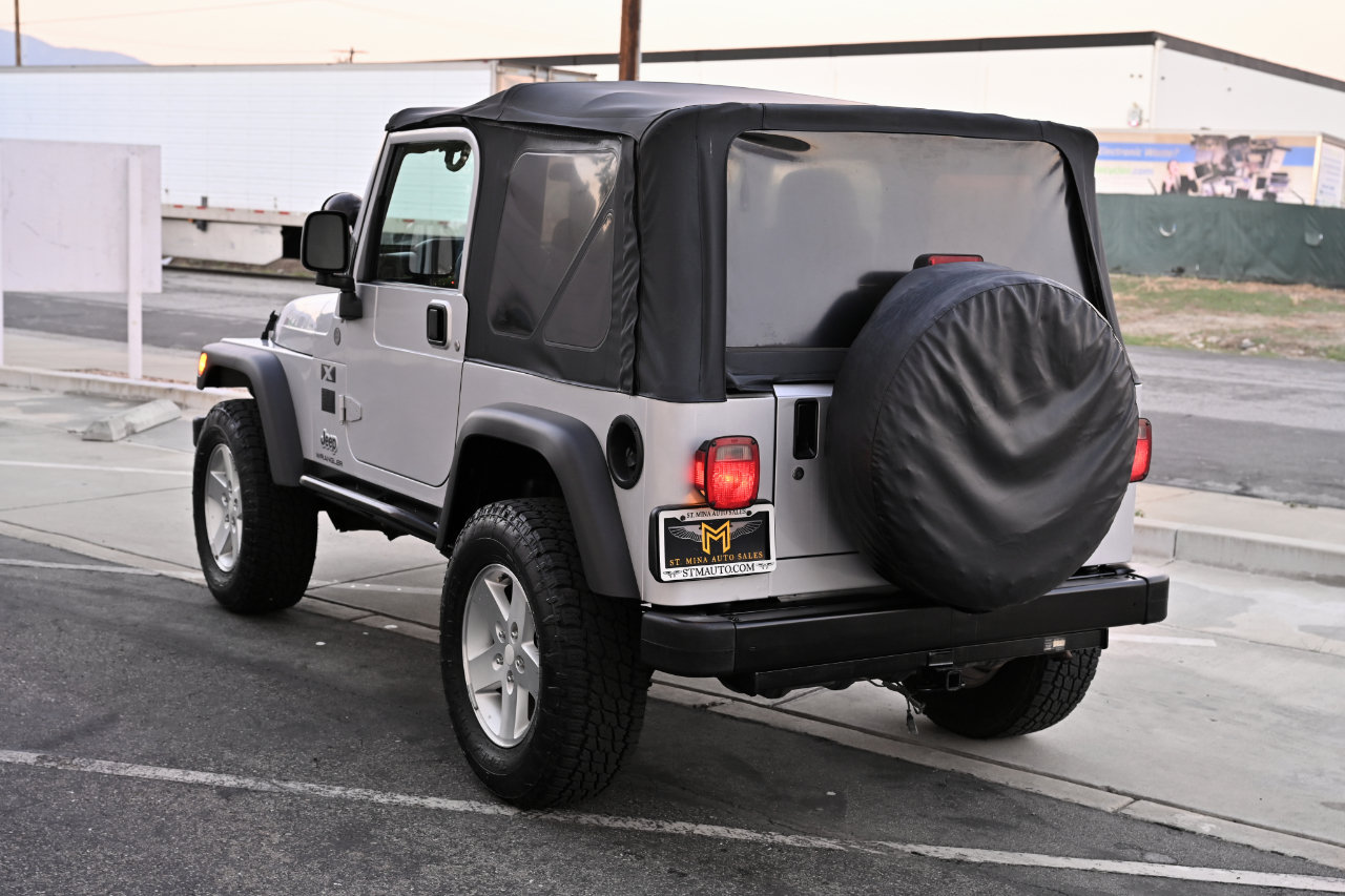 Used 2004 Jeep Wrangler X w/ Full Face Tire & Wheel Group AWD/4WD image 4