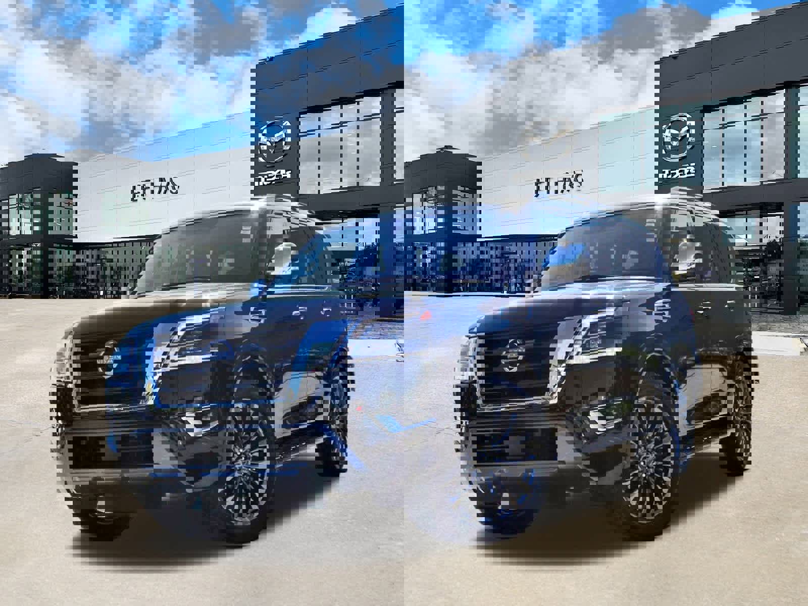 Used 2024 Nissan Armada Platinum w/ Captain's Chairs Package