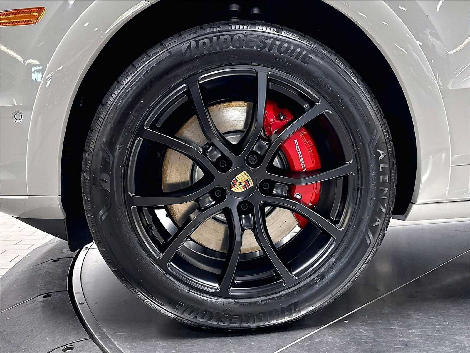 New 2026 Porsche Cayenne S AWD/4WD image 5