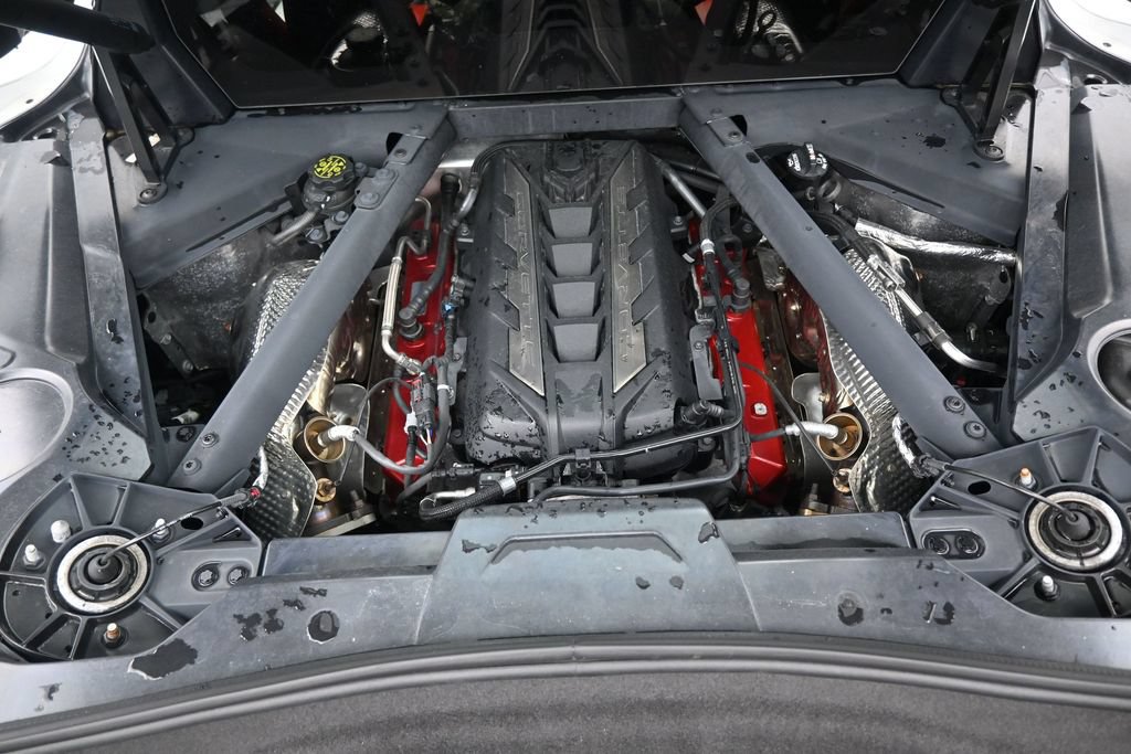 Used 2025 Chevrolet Corvette E-Ray AWD/4WD image 14